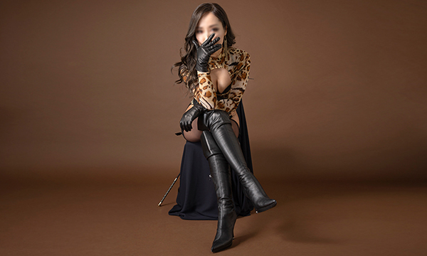 LA SIORA - Relay column - Domina roca(mistress) relay column